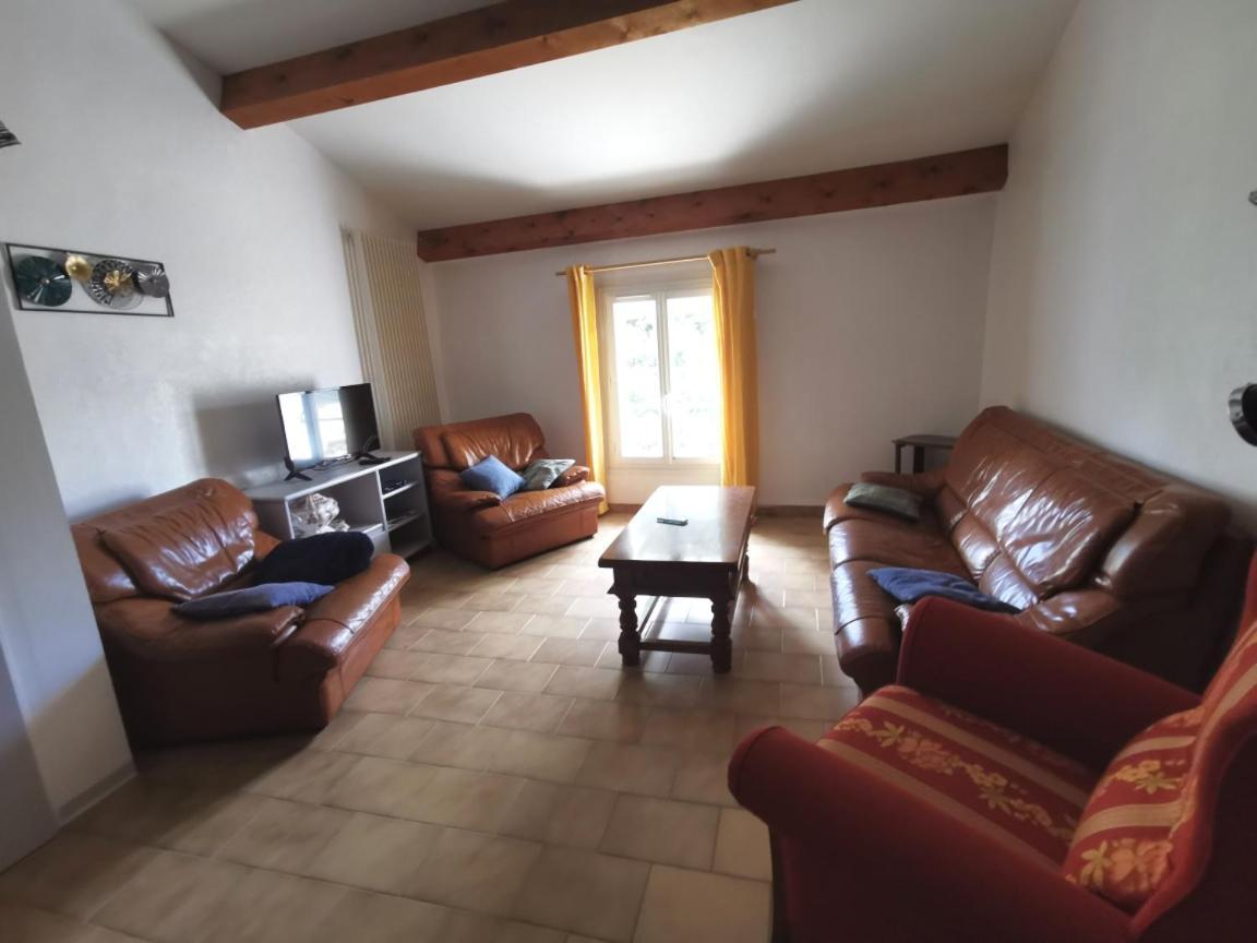 Charmant Appartement Dans Corps De Ferme Aiglun Aiglun  Zewnętrze zdjęcie